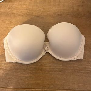 Wacoal strapless, push-up bra 30D
